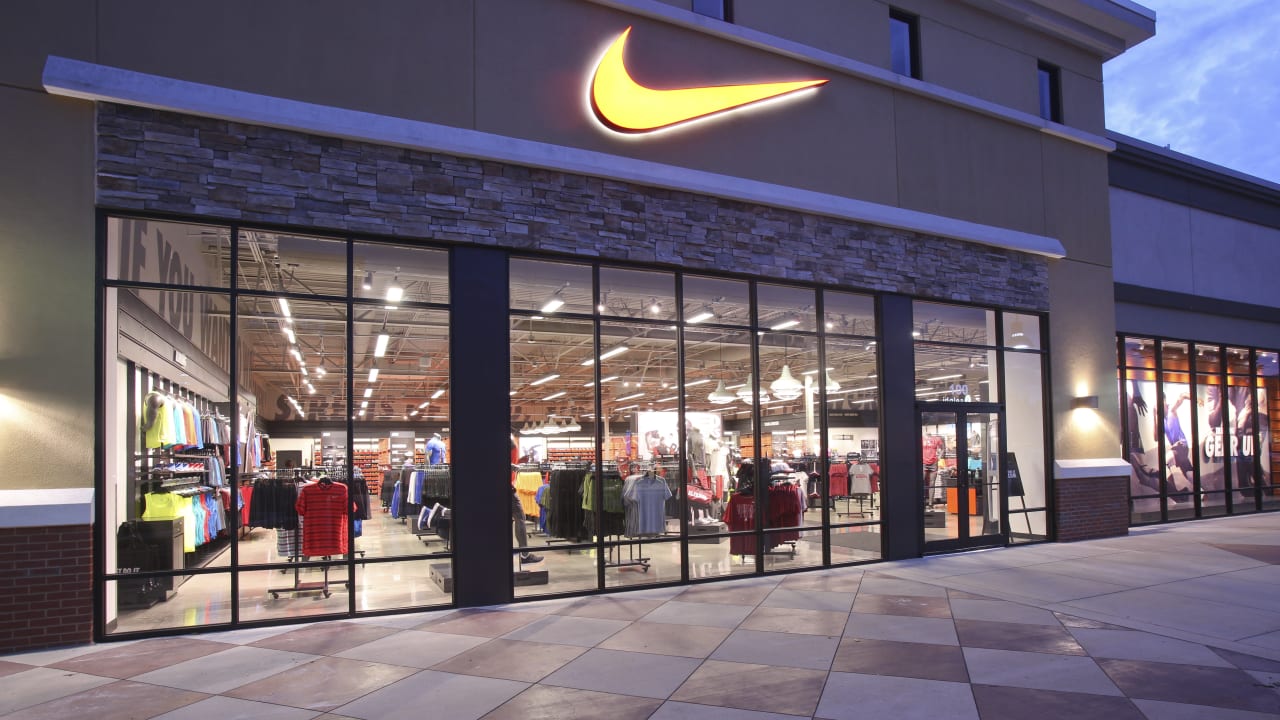 grove city outlet nike store