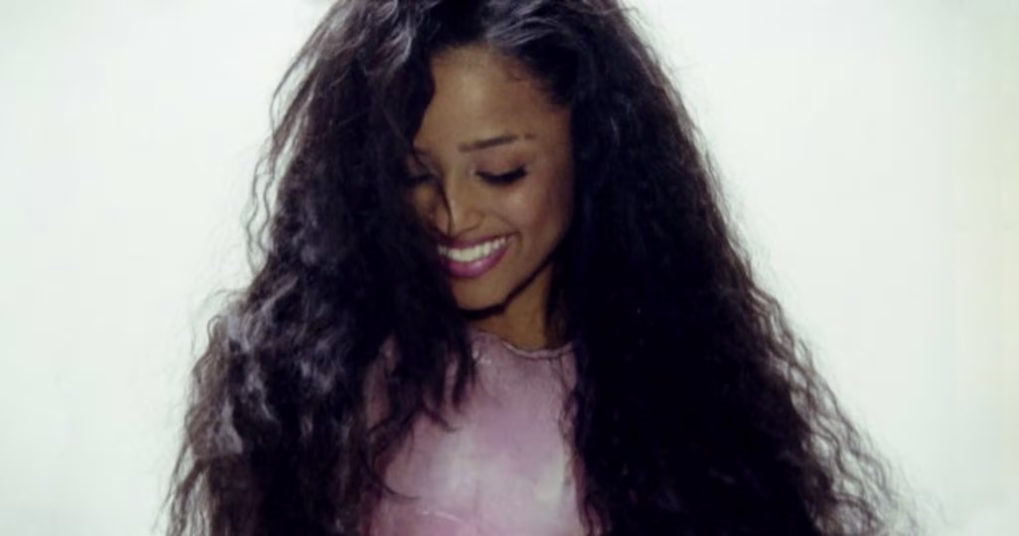 Tyla is planning to give $50,000 worth of scholarship money to women studying music.