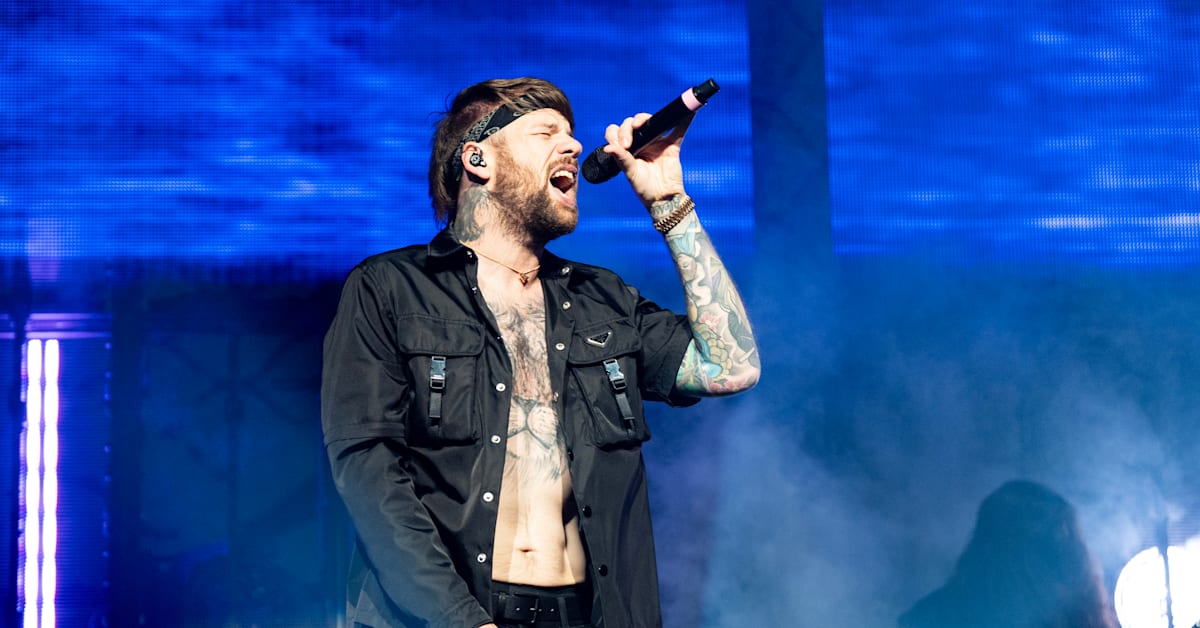 Beartooth’s Caleb Shomo and Wife of 14 Years File for Divorce After He