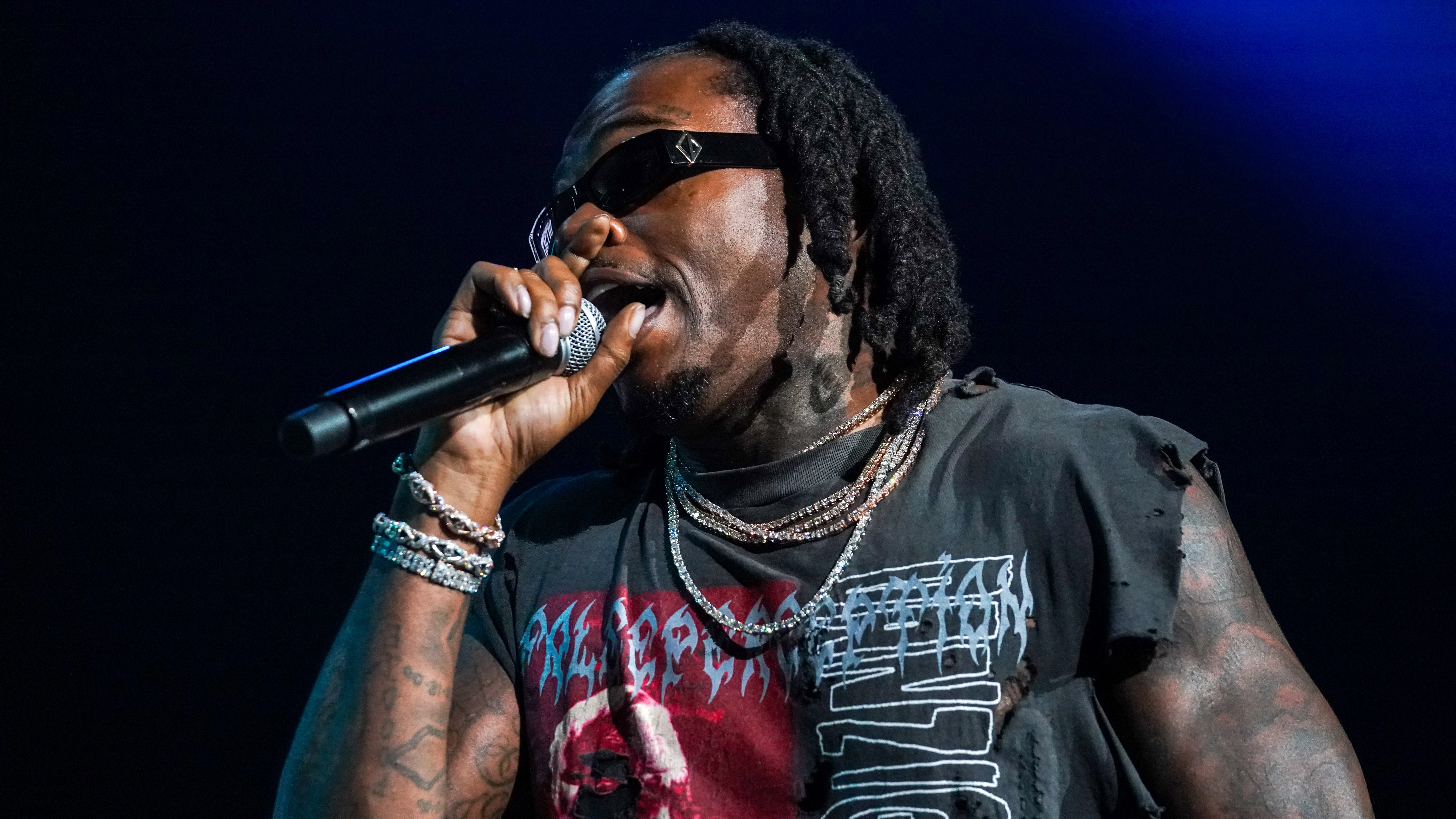 <div>Gunna Wants to Sign an AI Artist Soon: 'You Can't Beat ’Em'</div>