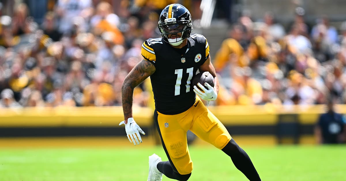 Cover art for Michael Pittman Jr. Fantasy Football Injury Update