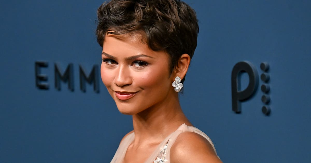 Zendaya Throws Hands in Python Print for On's Newest Drop With Law Roach