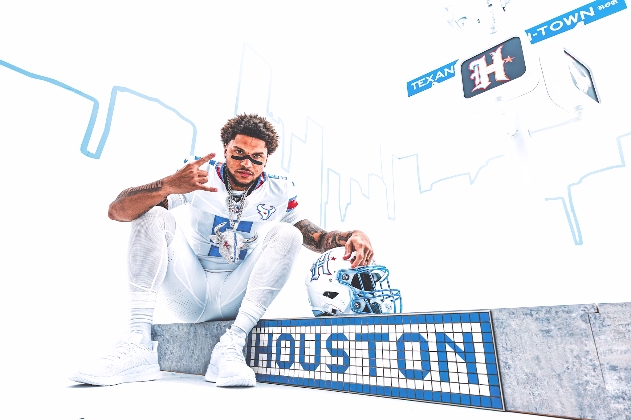 Jalen Sitre in the new Houston Texans rivalries uniform. 