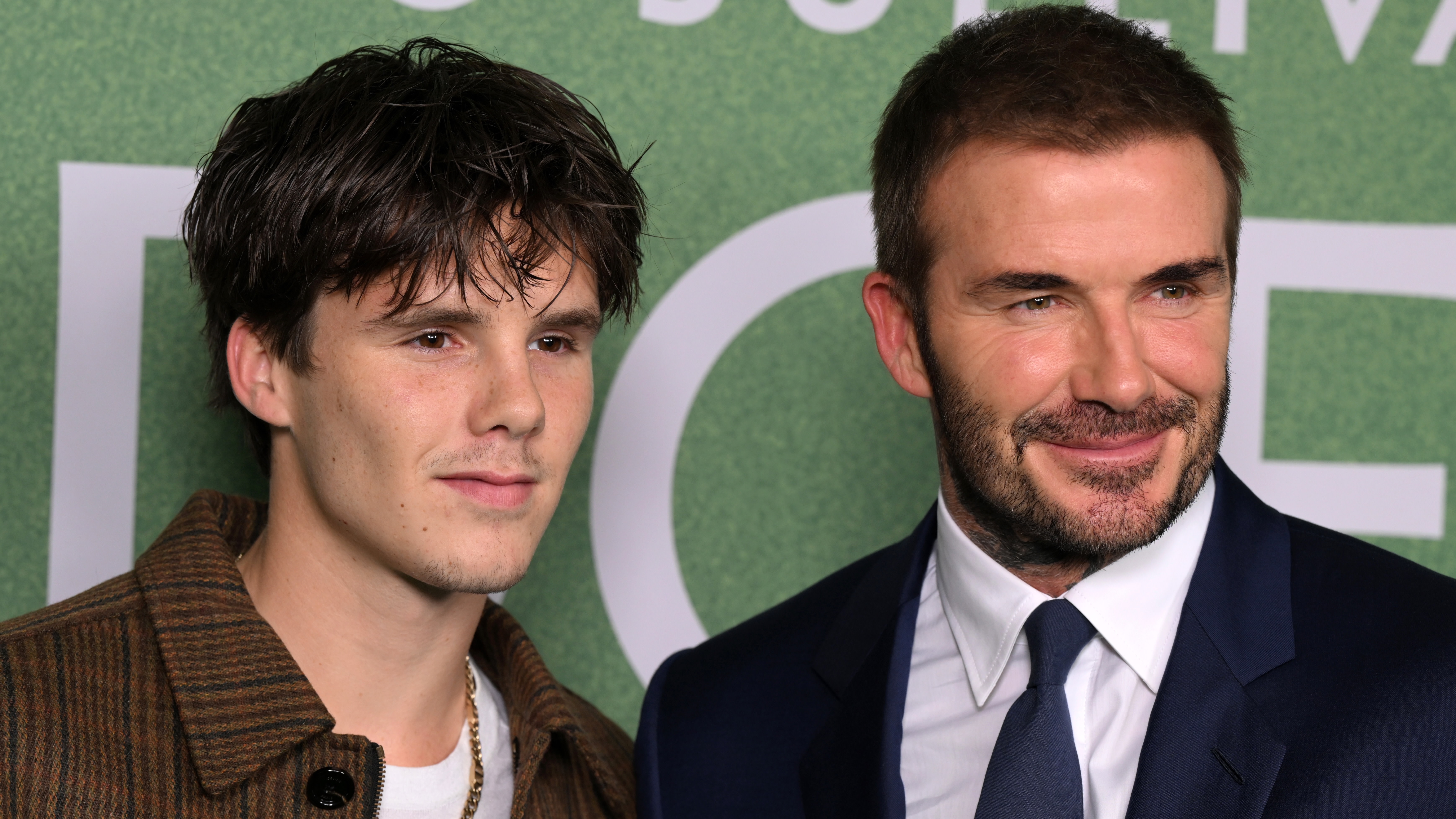 (L-R ) Cruz and David Beckham.