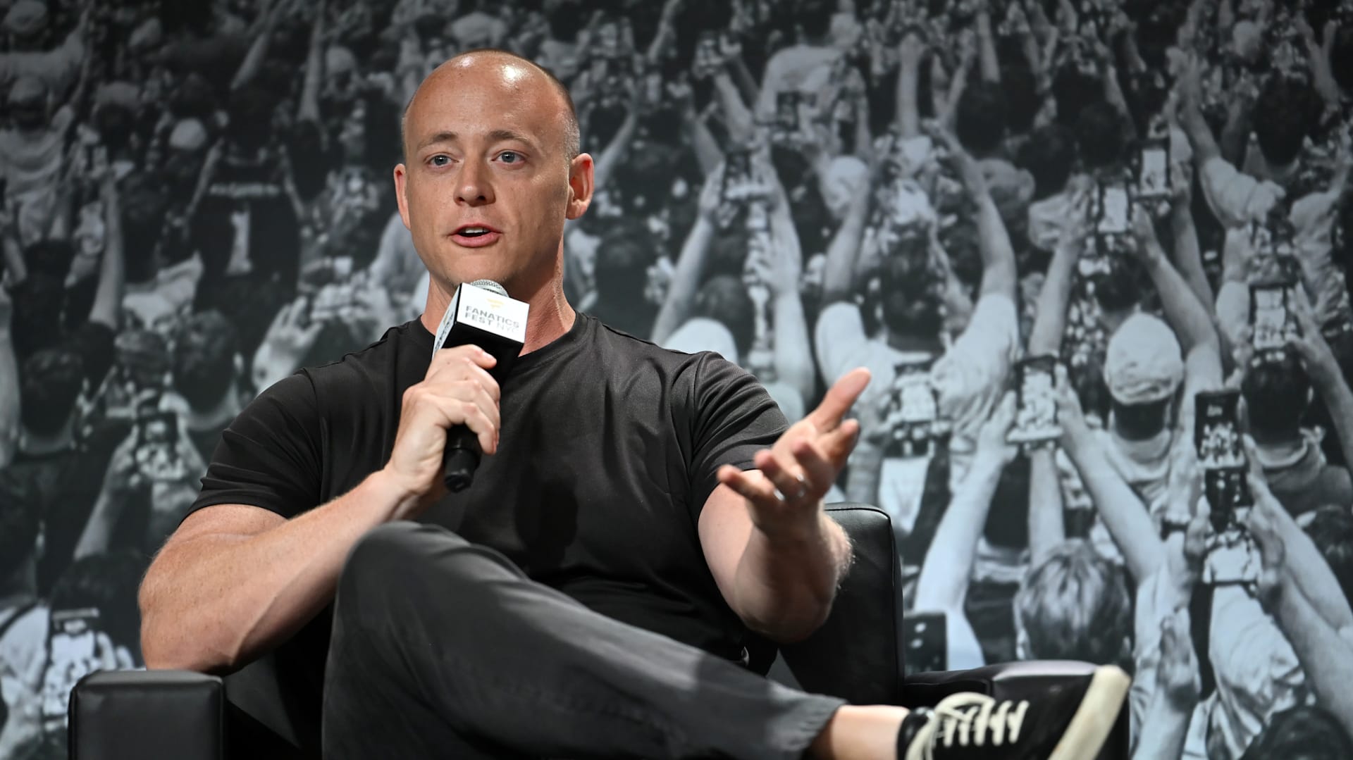 Josh Pate records an episode of his podcast at Fanatics Fest in July 2026. 