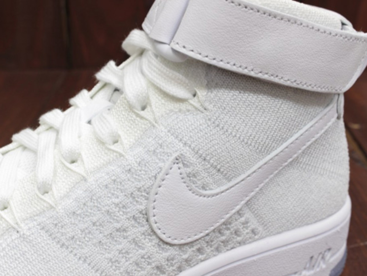 nike airforce high ankle white