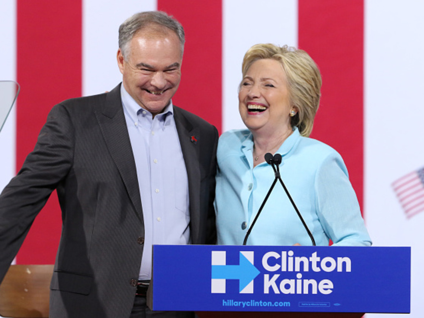 gammelklog Installere Advarsel Hillary Clinton Knows You Think Tim Kaine Is a “Safe” Vice President |  Complex