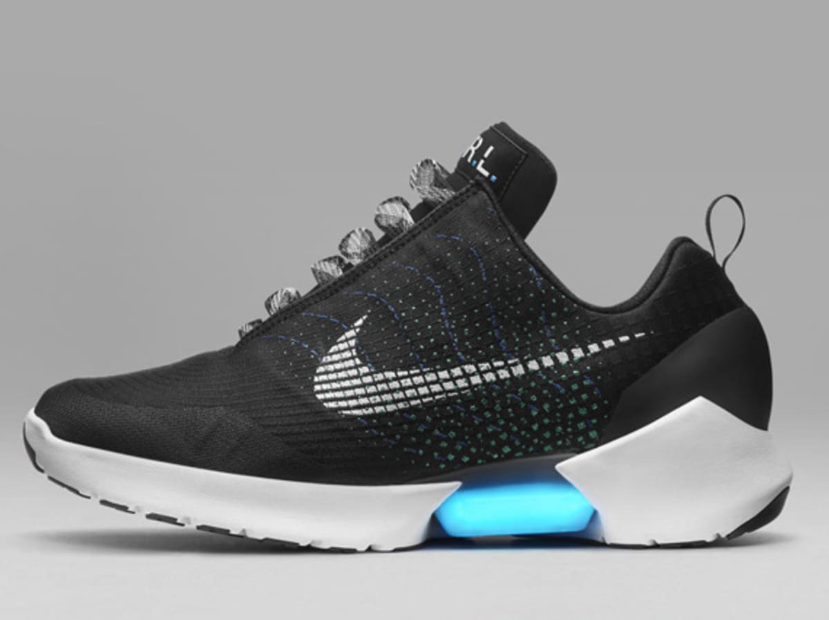 nike hyperadapt