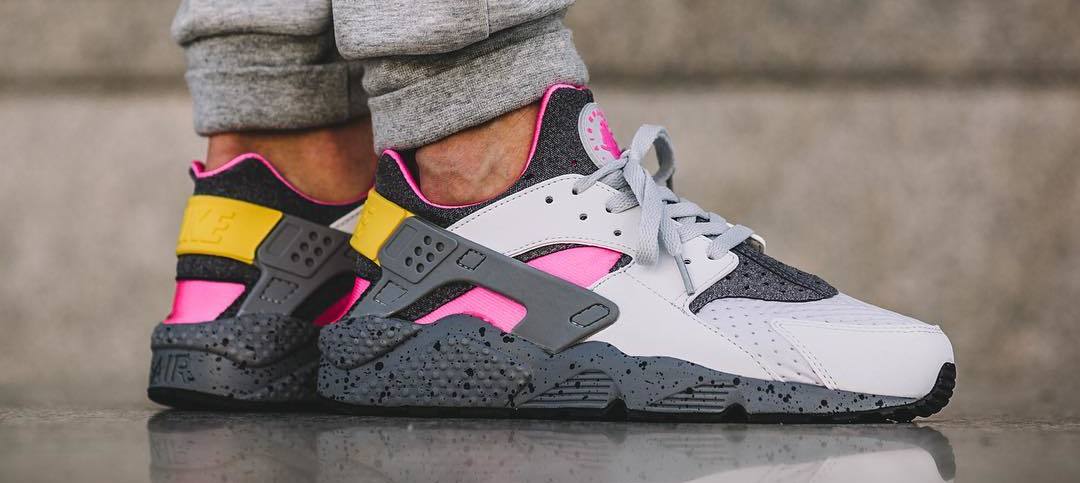 Nike Air Huarache SE | Sole Collector