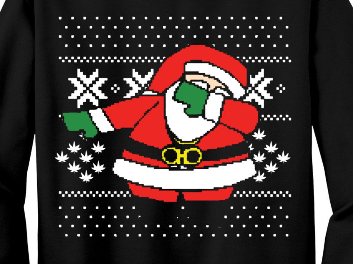 You Can Now Buy a 2 Chainz "Dabbing Santa" Ugly Christmas Sweater Complex.