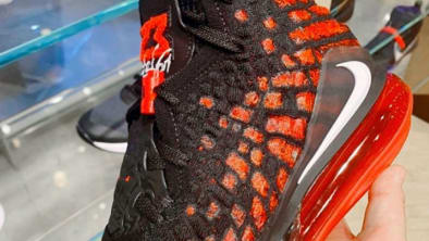 Nike zoom hyperchaos Rood