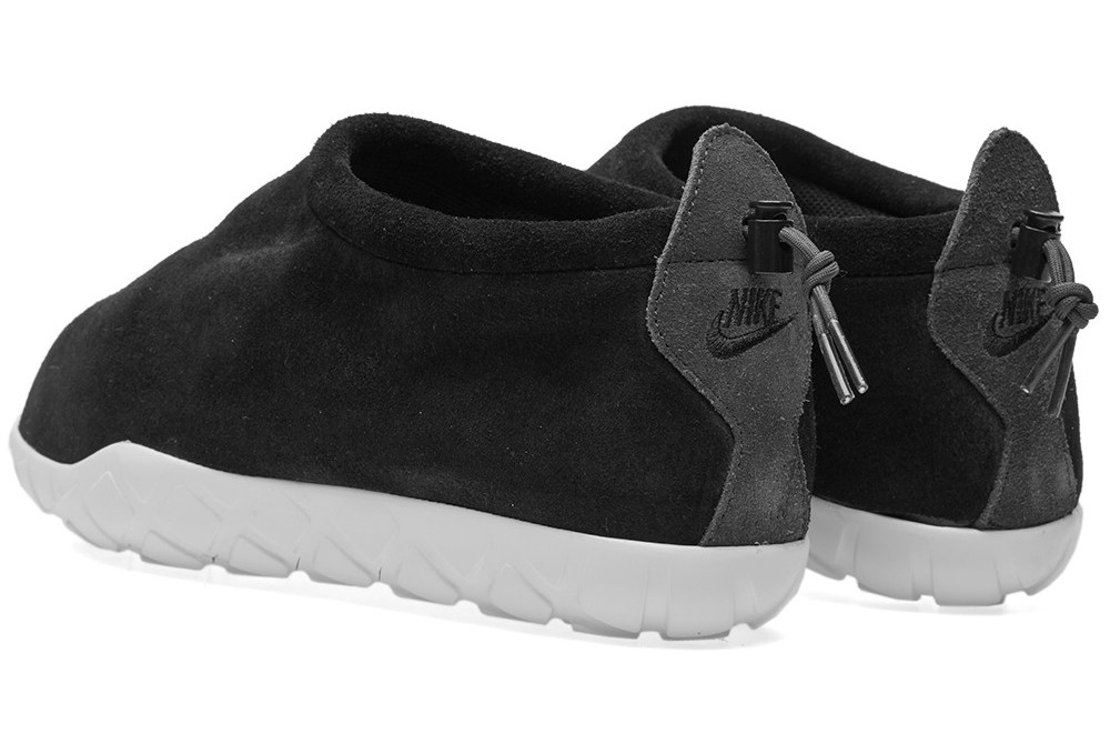 Nike Air Moc Ultra | Sole Collector