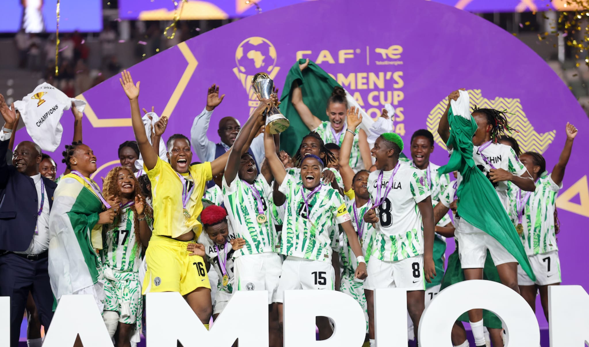 @caf_online courtesy of @itwontletyoudown