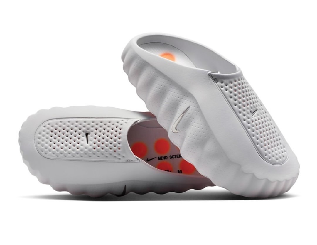 Nike's Wild Mind 001 Recovery Slides Surface
