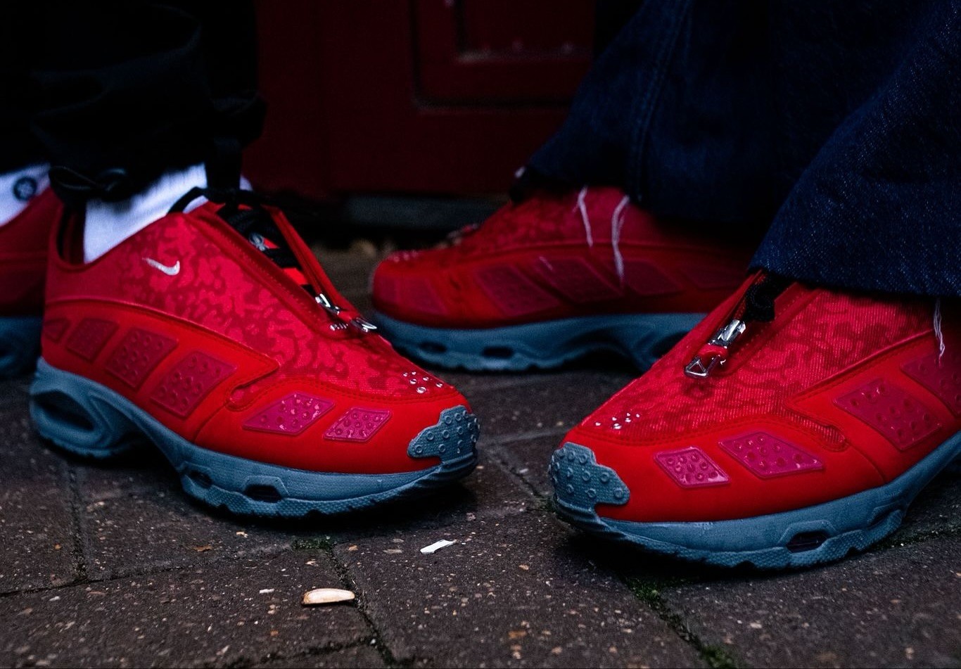 This Offspring x Nike Sunder Max Collab Costs Only 60 British Pounds