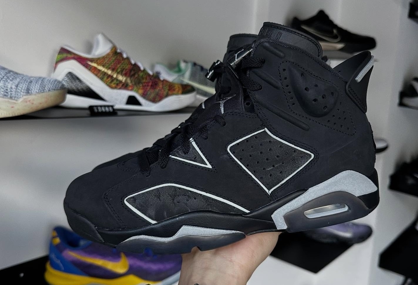 First Look at the 'Cap and Gown' Air Jordan 6