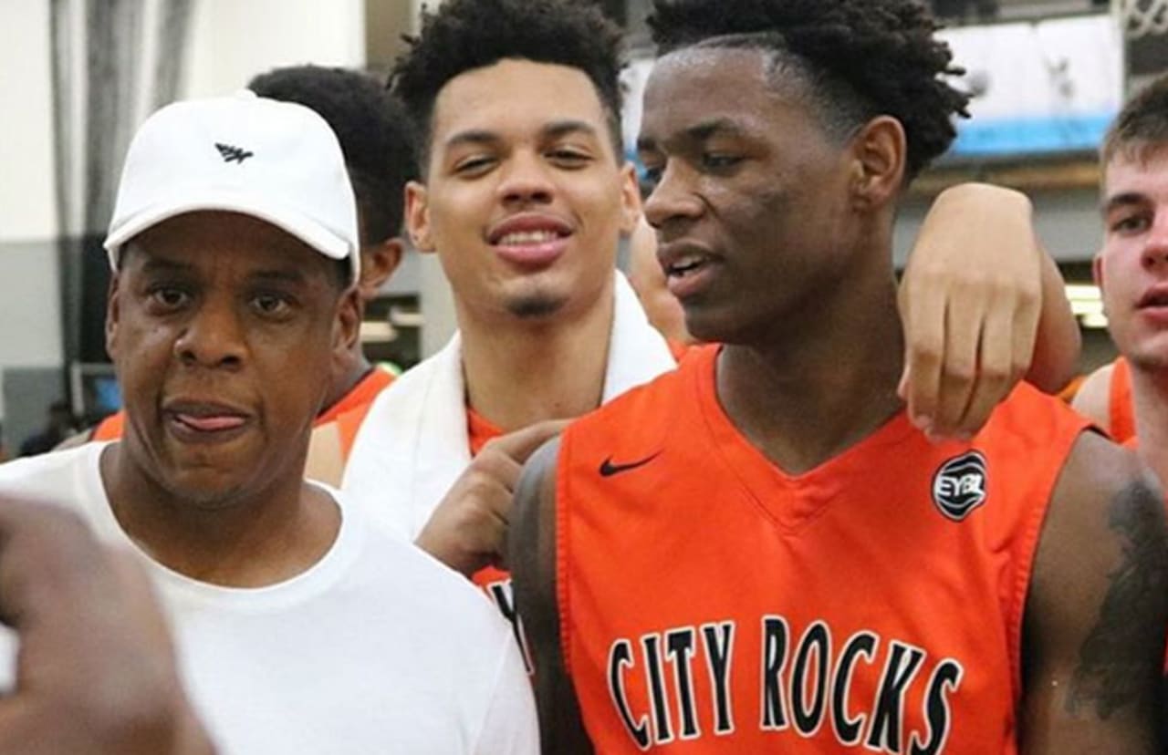 Watch Jay Z S Nephew Nahziah Carter Dunk Over The No 1 Hs Player
