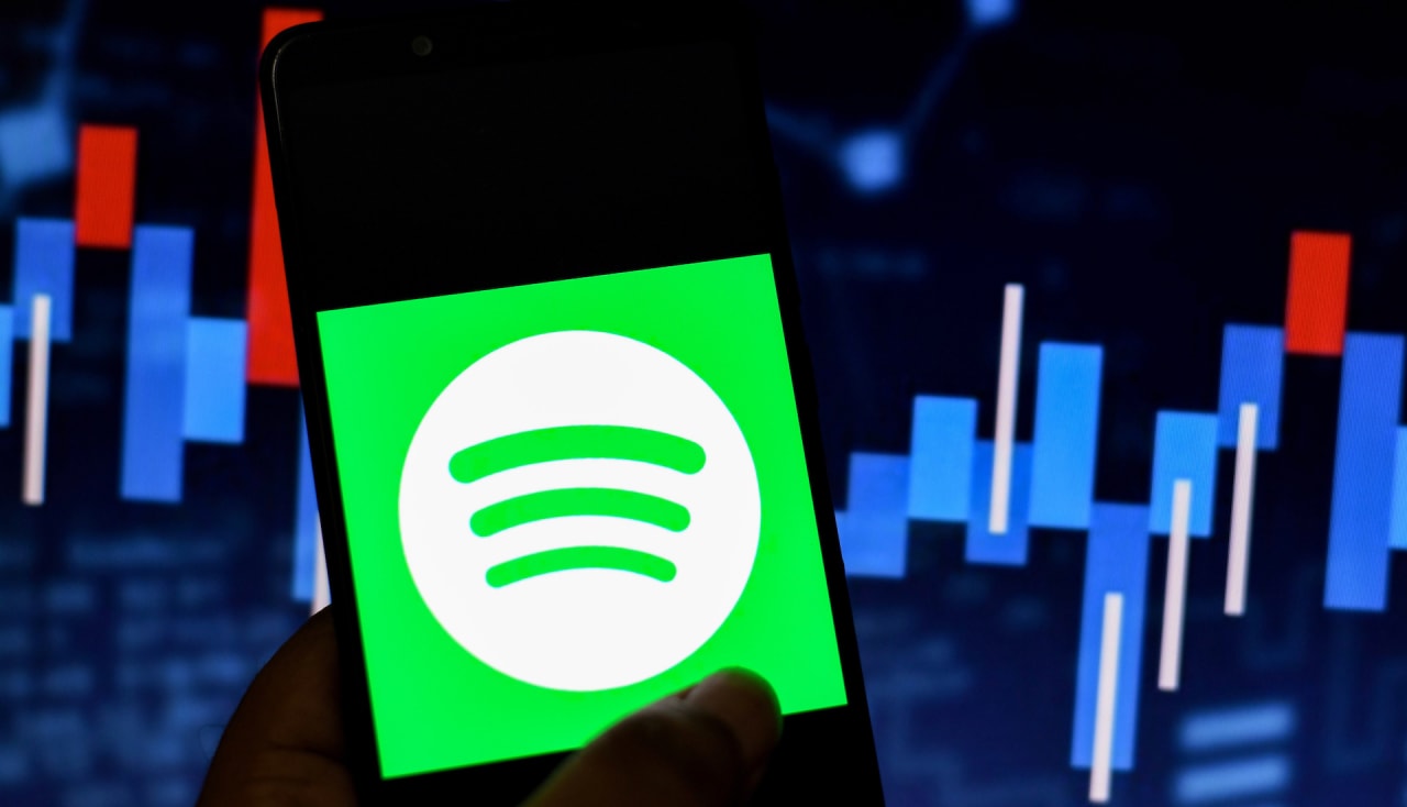 spotify launches blend feature gauging friends musical compatibility complex