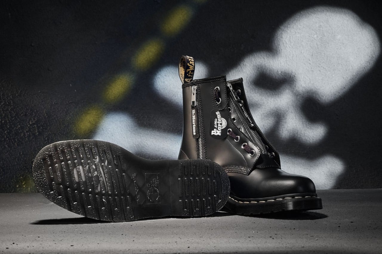 1460 mastermind world leather boots
