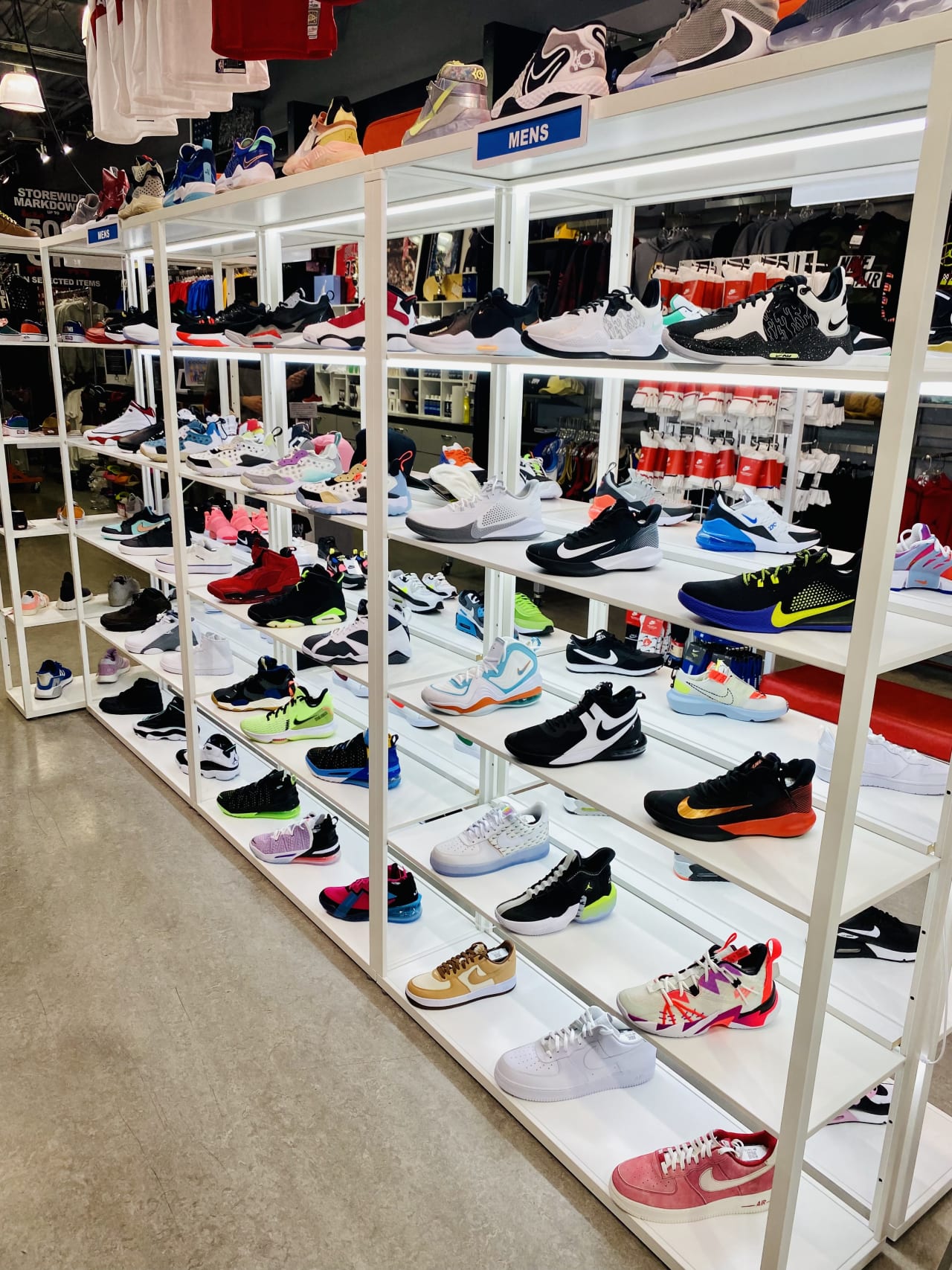 The 25 Best Sneaker Boutiques in Canada 