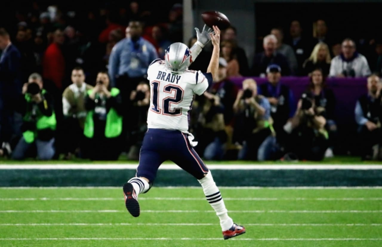 Everyone Made The Same Gisele Joke After Tom Brady Dropped A Pass In The Super Bowl Complex