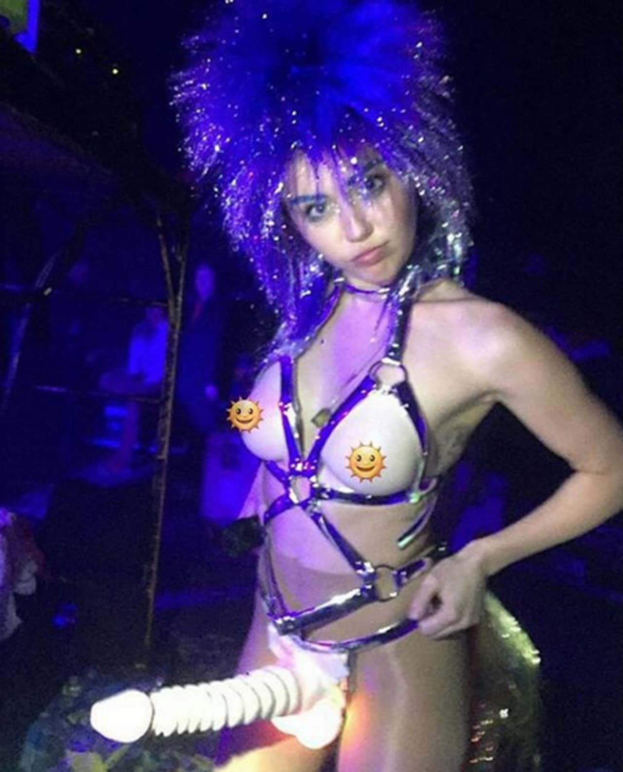 Miley cyrus with strap on