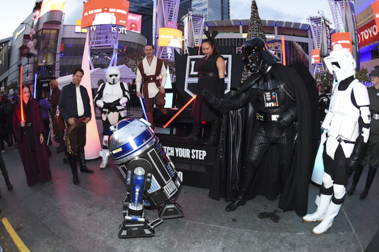 Disney Starting New Star Wars Movies In 2022 Delaying Avatar