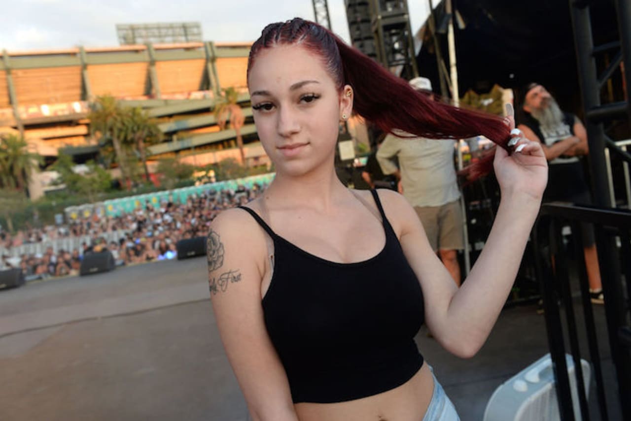 Bhad Bhabie Links Up With Lil Yachty For New Collab Gucci Flip Flops - 