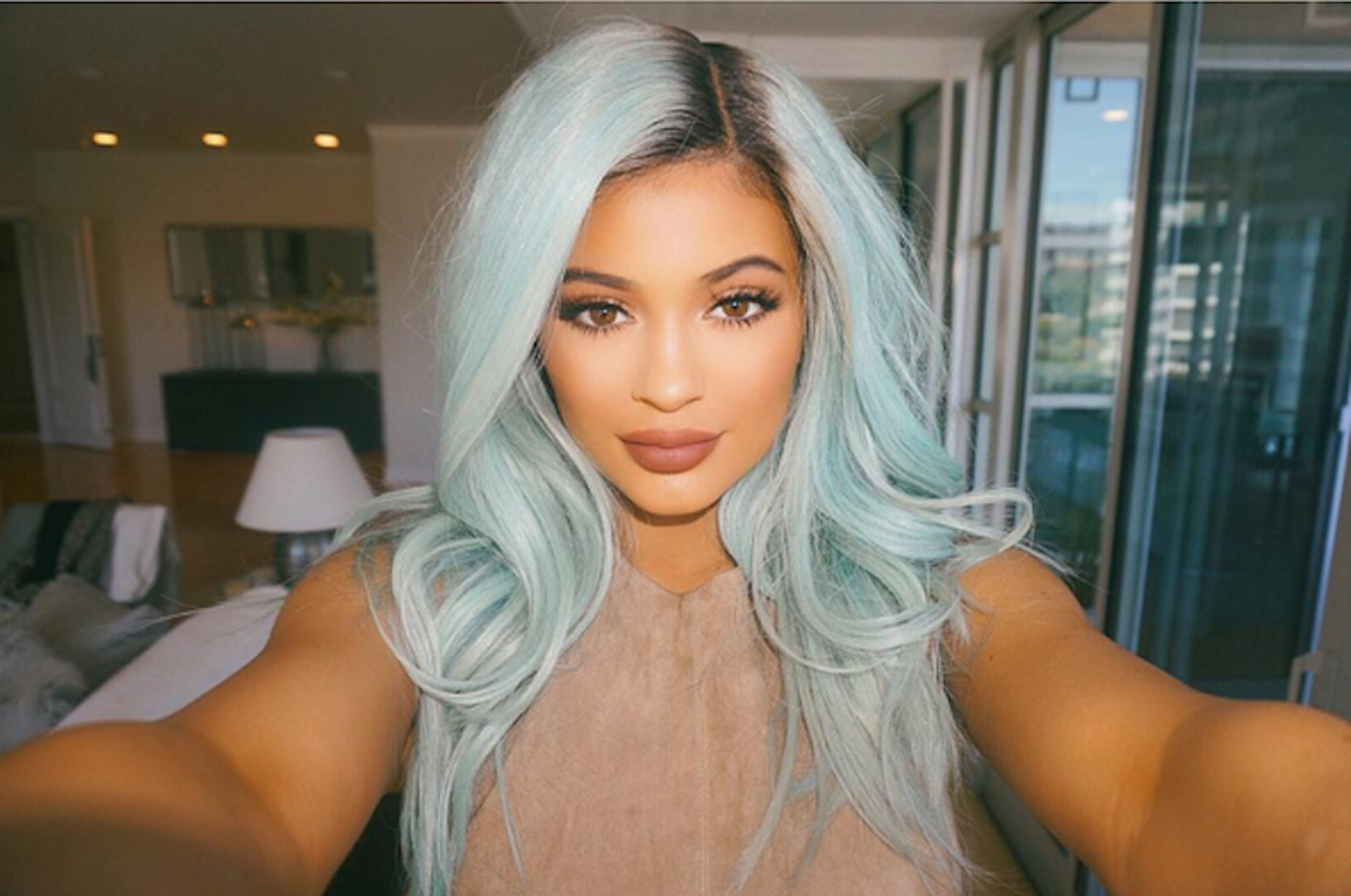 3. Kylie Jenner Debuts Baby Blue Hair on Instagram - wide 2
