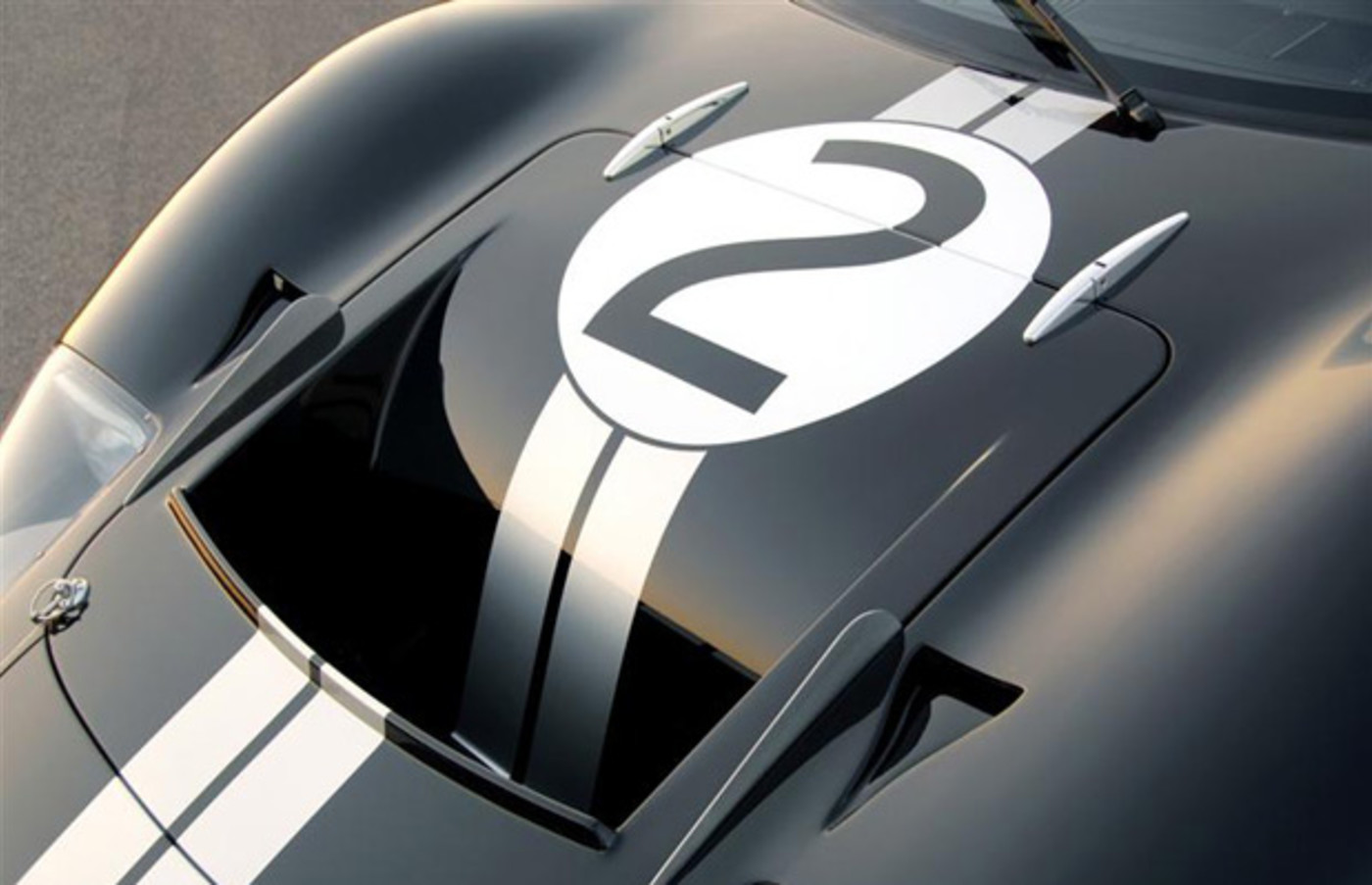 Remembering Carroll Shelby: The 2008 Shelby 85th Commemorative GT40 ...