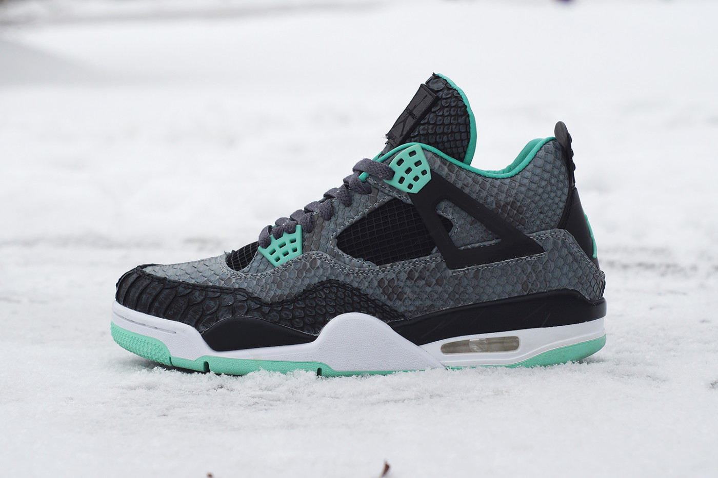 jordan iv green