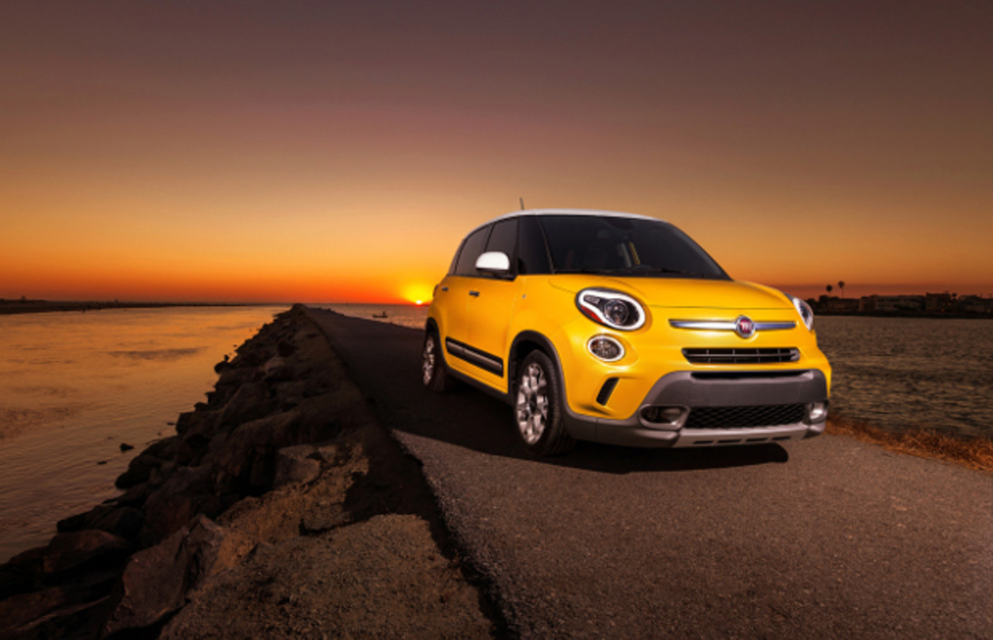 Fiat Unveils Three New Cars Complex fiat-unveils-three-new-cars-complex