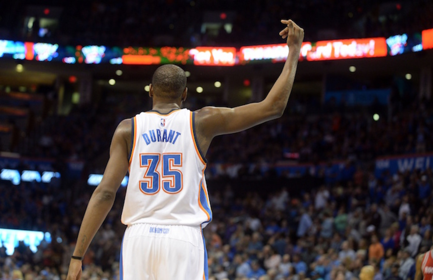 Kevin Durant Puts Away Magic With GameWinning ThreePointer After