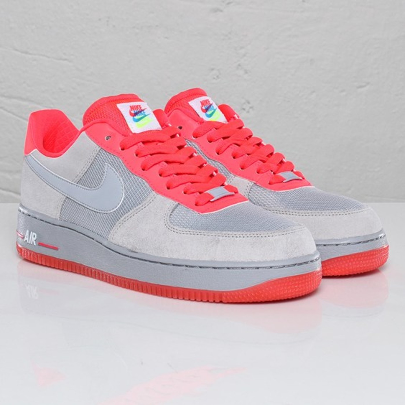 nike air force solar red