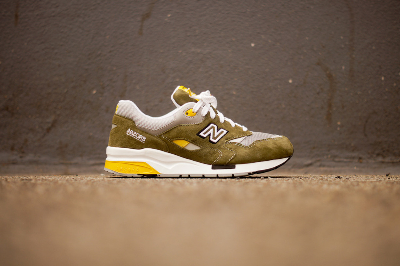 new balance w 1600
