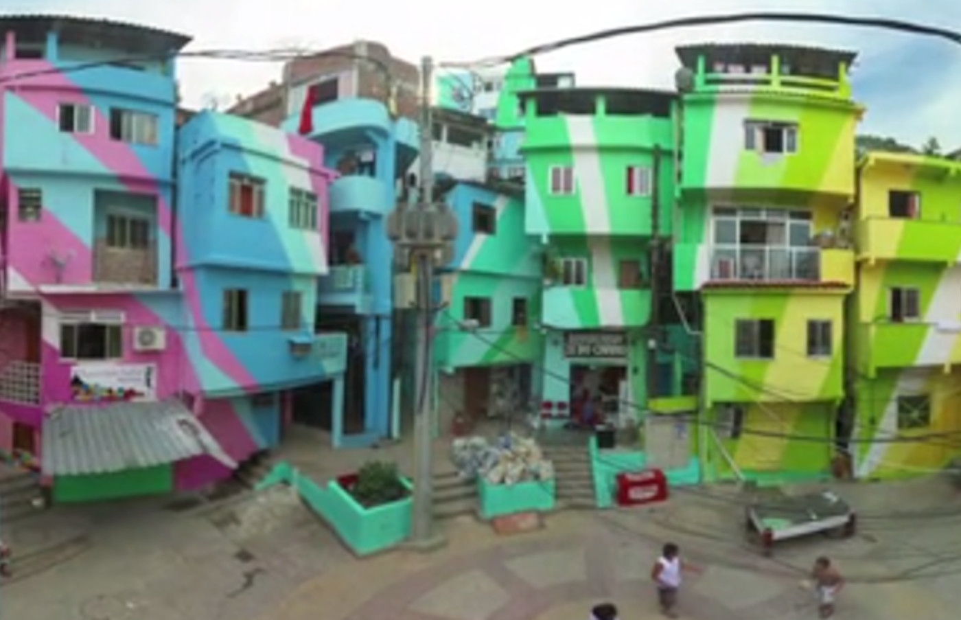 Haas Hahn Dream Of Painting An Entire Favela In Brazil Video