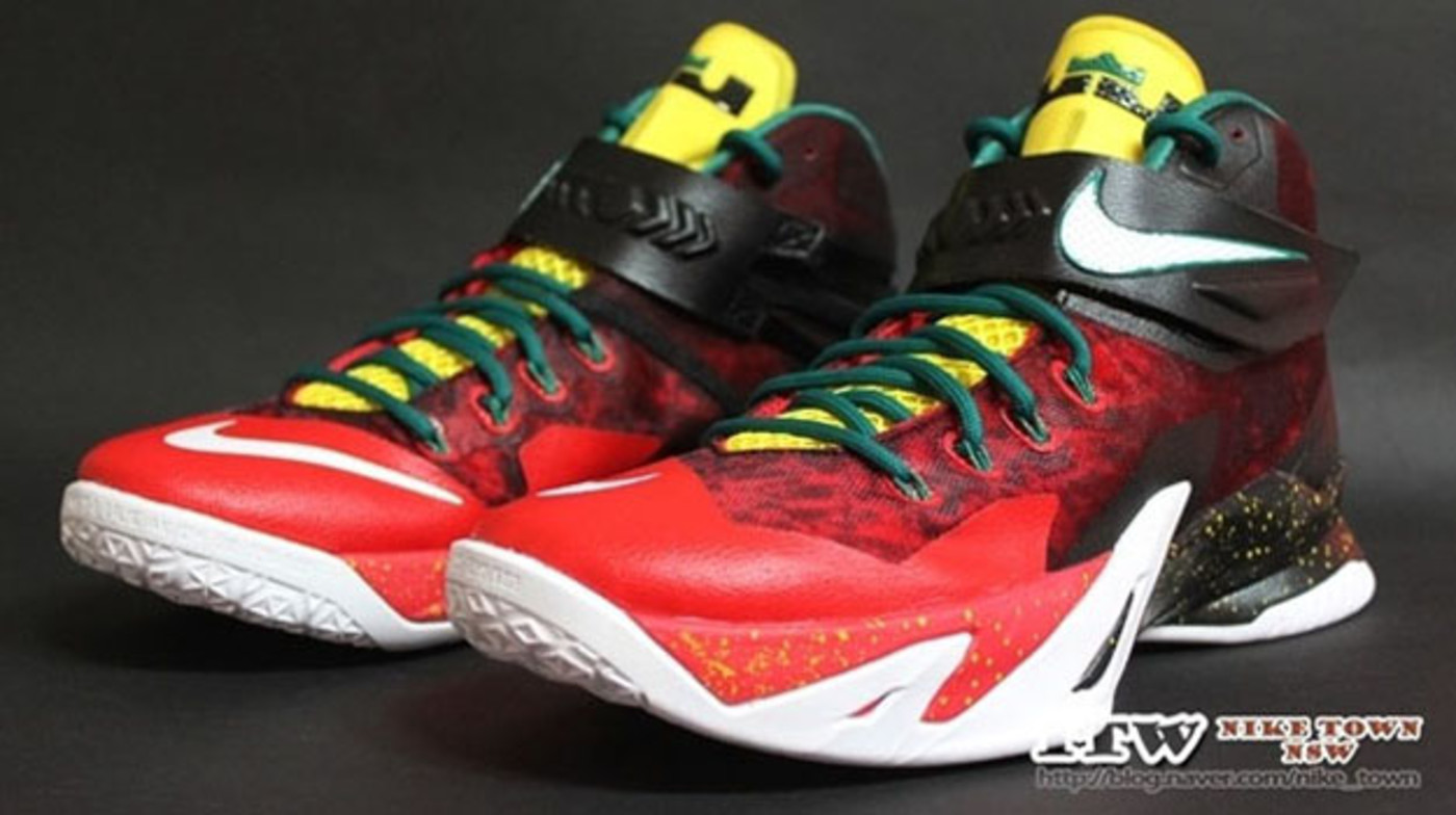 nike zoom soldier viii