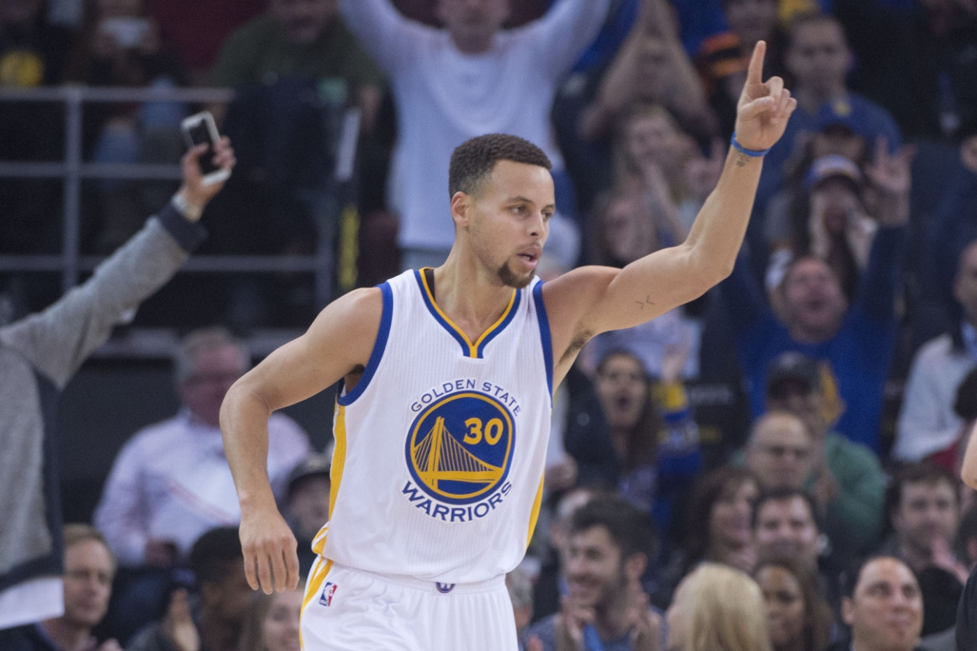 Stephen Curry Predicts Warriors Victory Over OKC 10 Days ...
