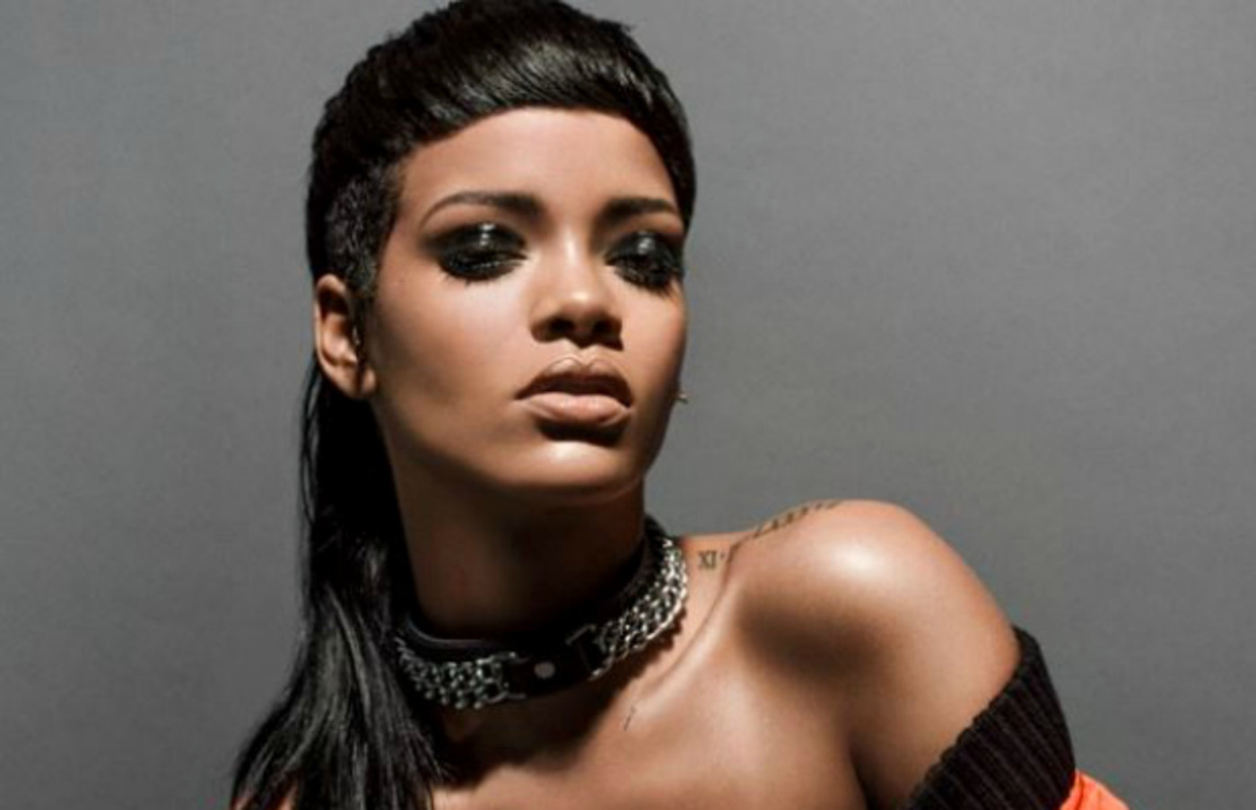 Rihanna Hits Milestone With 10 Million In U S Album Sales Complex