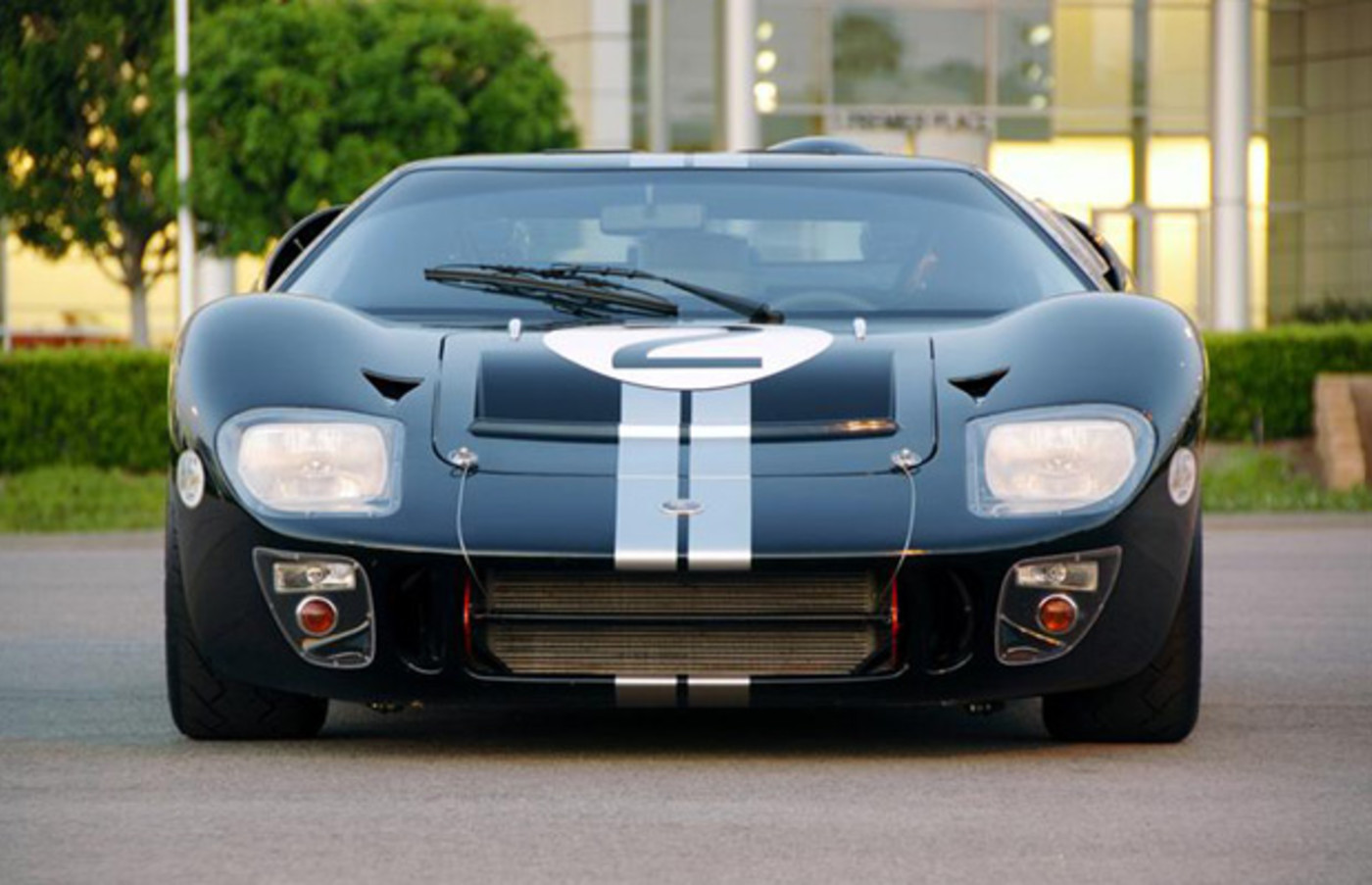 Remembering Carroll Shelby: The 2008 Shelby 85th Commemorative GT40 ...