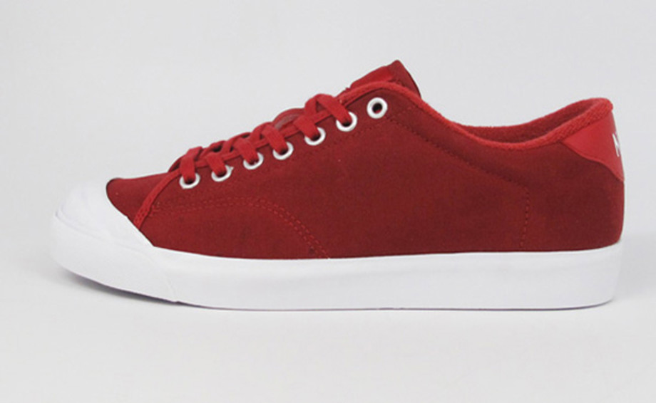 fragment design x nike sportswear tennis classic velcro fragment design x nike sportswear tennis classic velcro