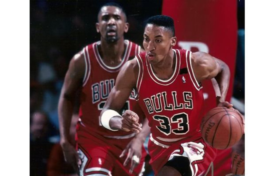 The 25 Greatest Players of the NBA's Golden Era Complex