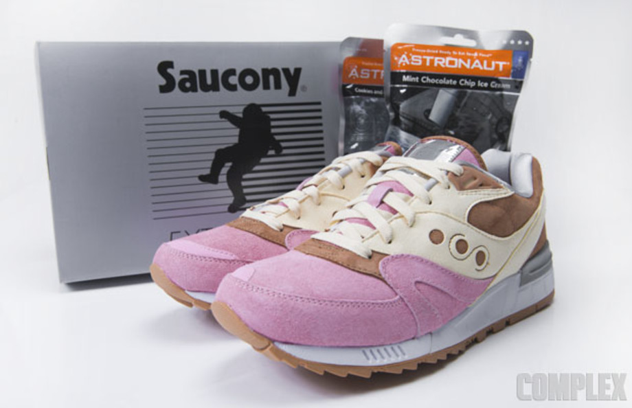 Extra butter x saucony 2025 space snack