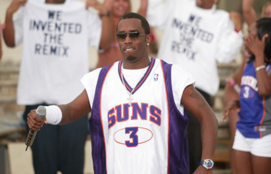 100 Photos of Rappers in Sports Jerseys Complex