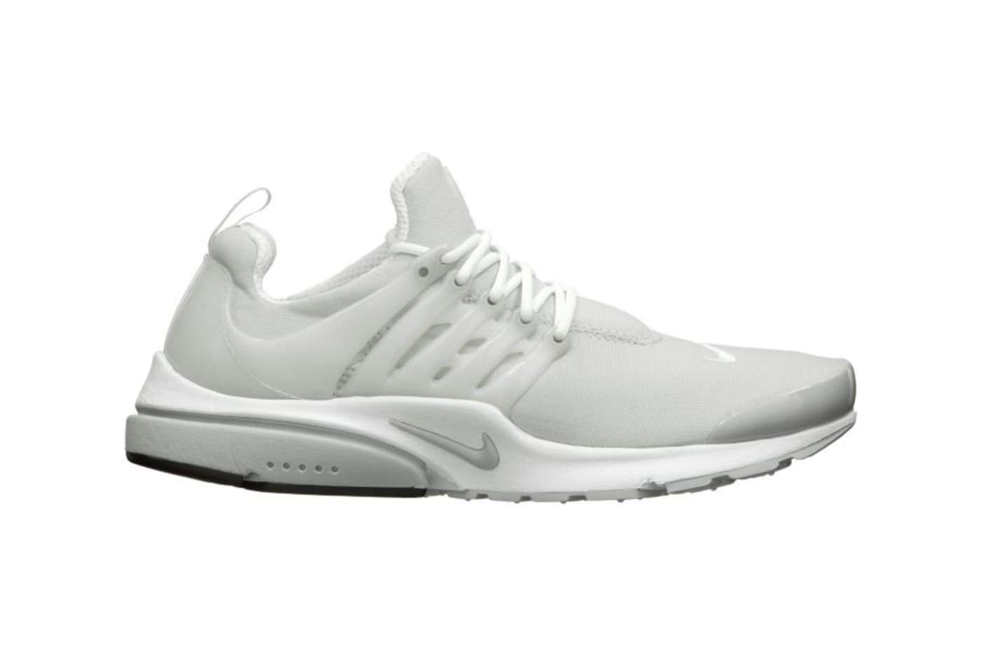 Kicks of the Nike Presto “Light Zen Grey/White” Complex