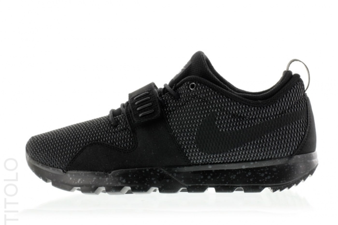 centavo tema pala Kicks of the Day: Nike SB Trainerendor “Black/Black-Dark Grey” | Complex