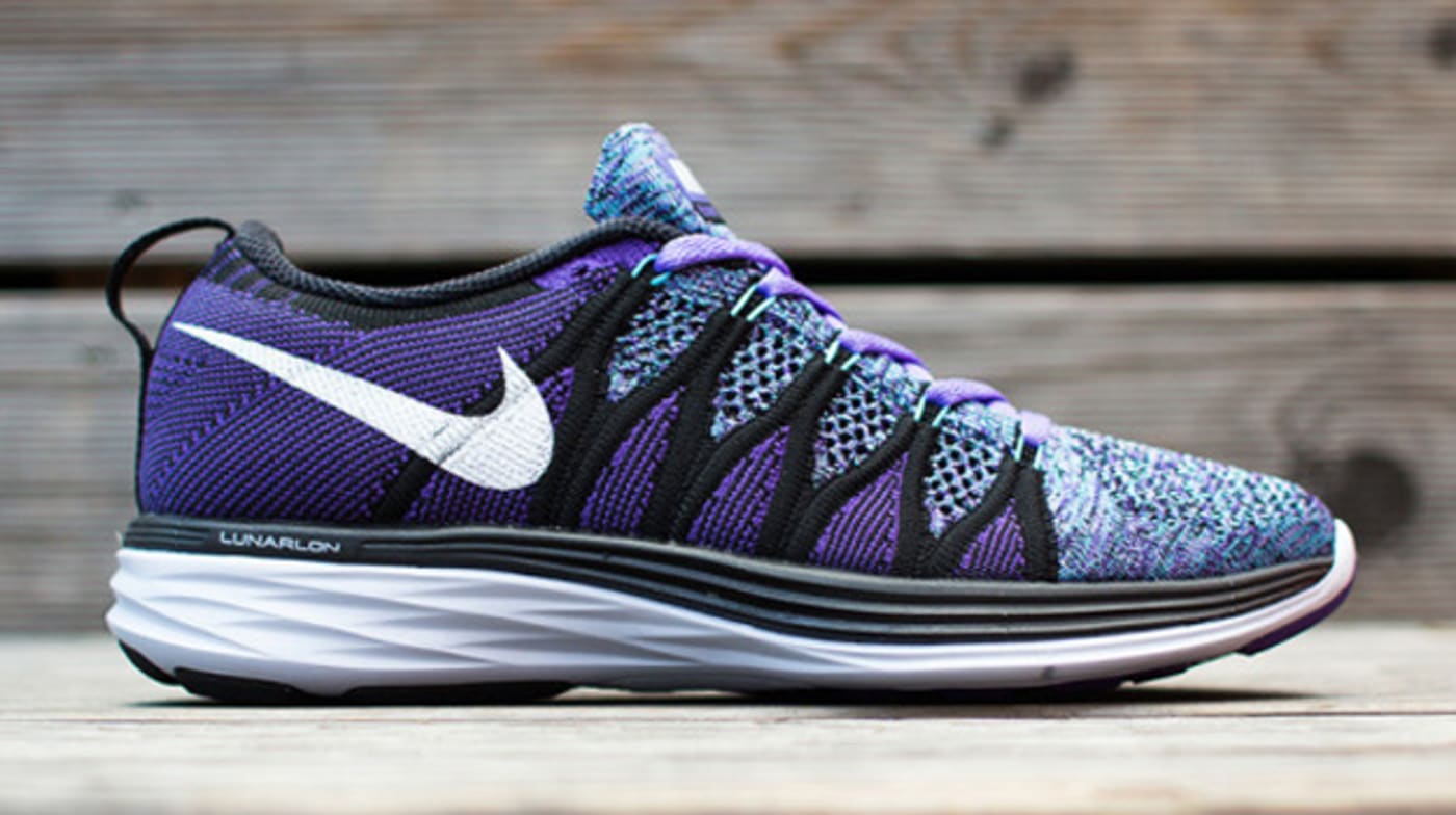 Here's Your First Look at the Nike WMNS Lunar “Purple Haze” | Complex
