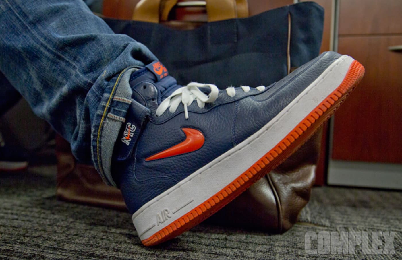 nike air force one office