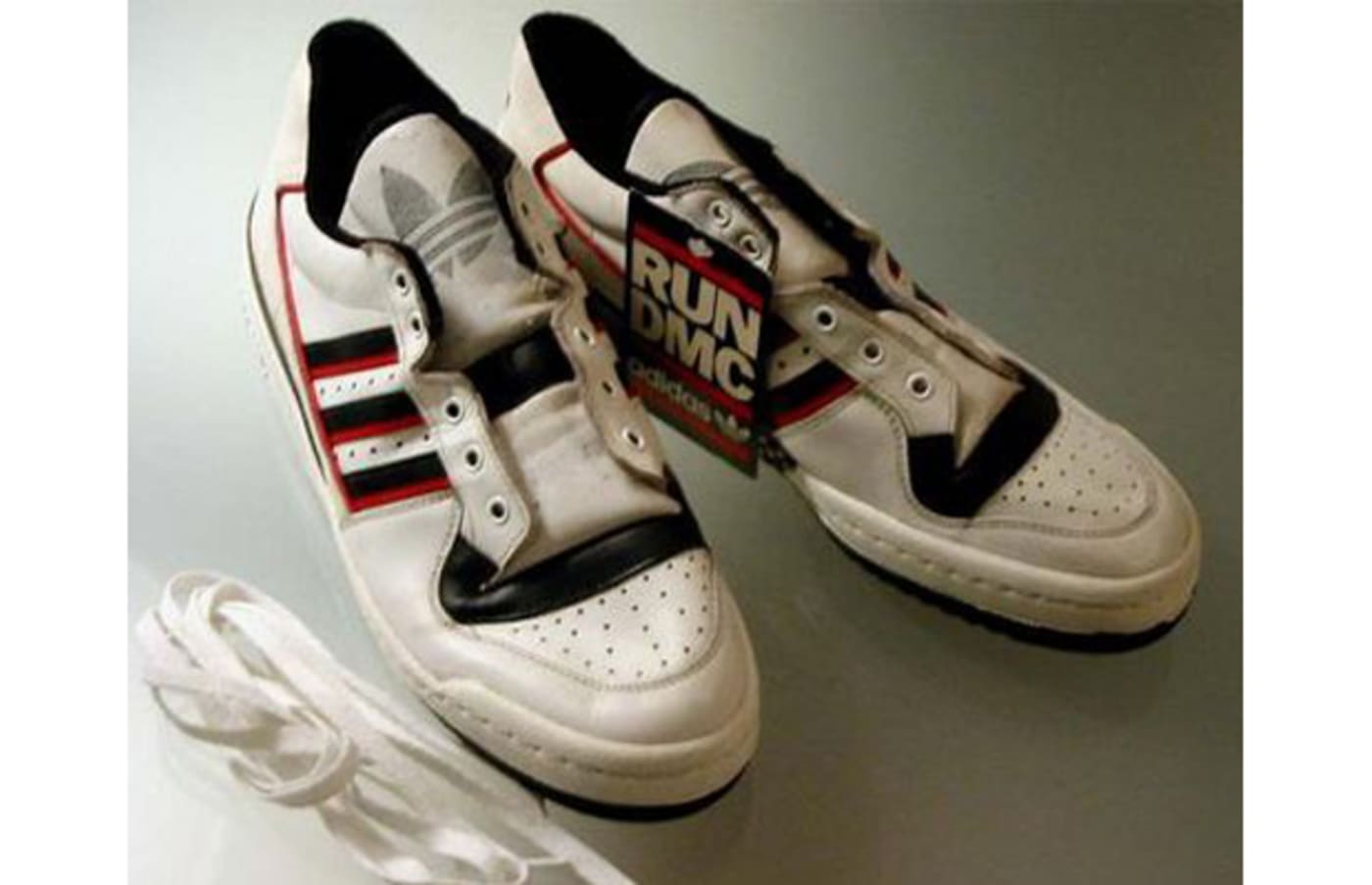 adidas tennis shoes 1980s