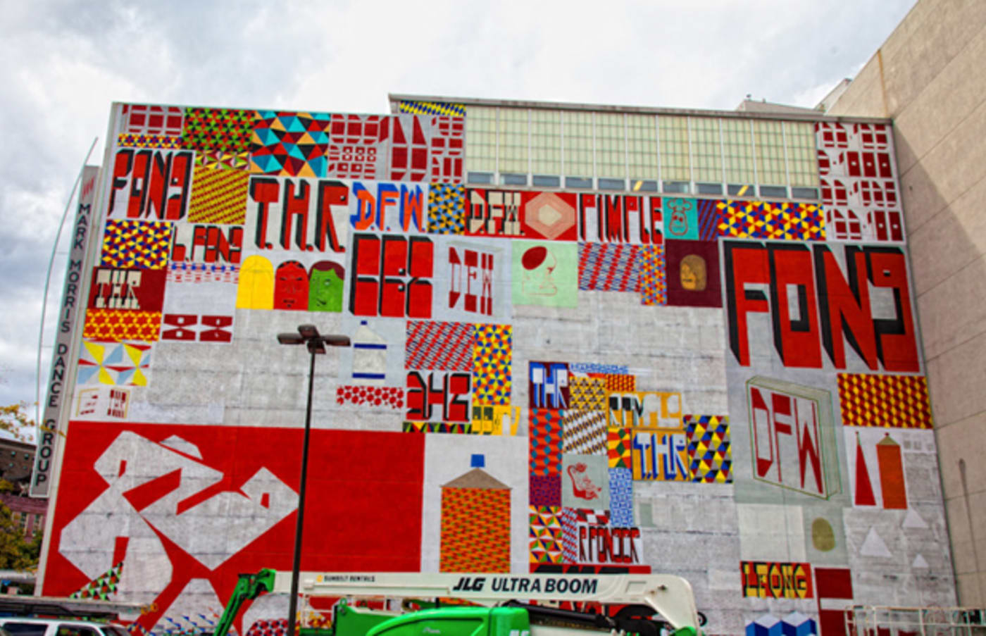 Barry McGee Paints Mural In Brooklyn | Complex